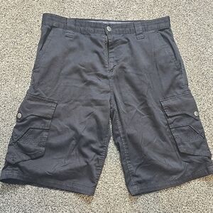 VTG Affliction Black Cargo Shorts Y2K Streetwear Edgy Mens 36 Black